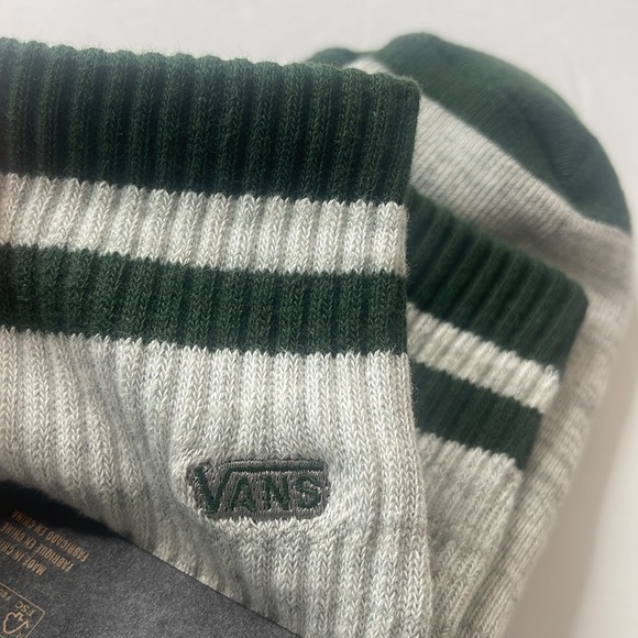 Vans Assortment of Socks 4 Pairs Size Medium - Picture 10 of 12